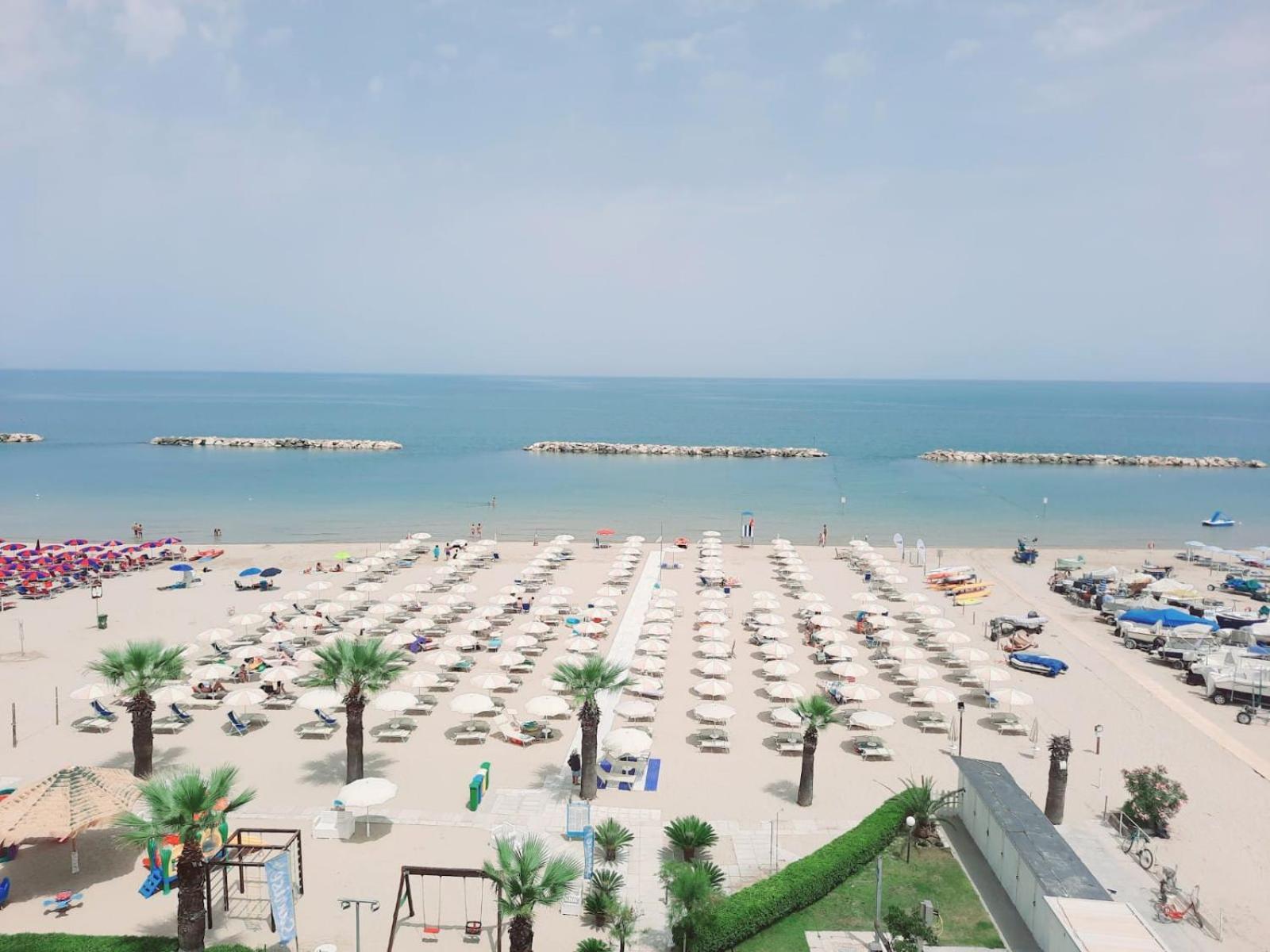 Residence Sunrise Сан-Бенедетто-дель-Тронто Екстер'єр фото
