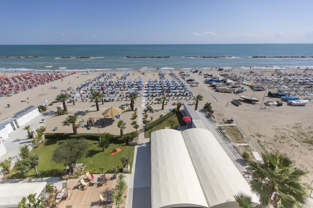Residence Sunrise Сан-Бенедетто-дель-Тронто Екстер'єр фото